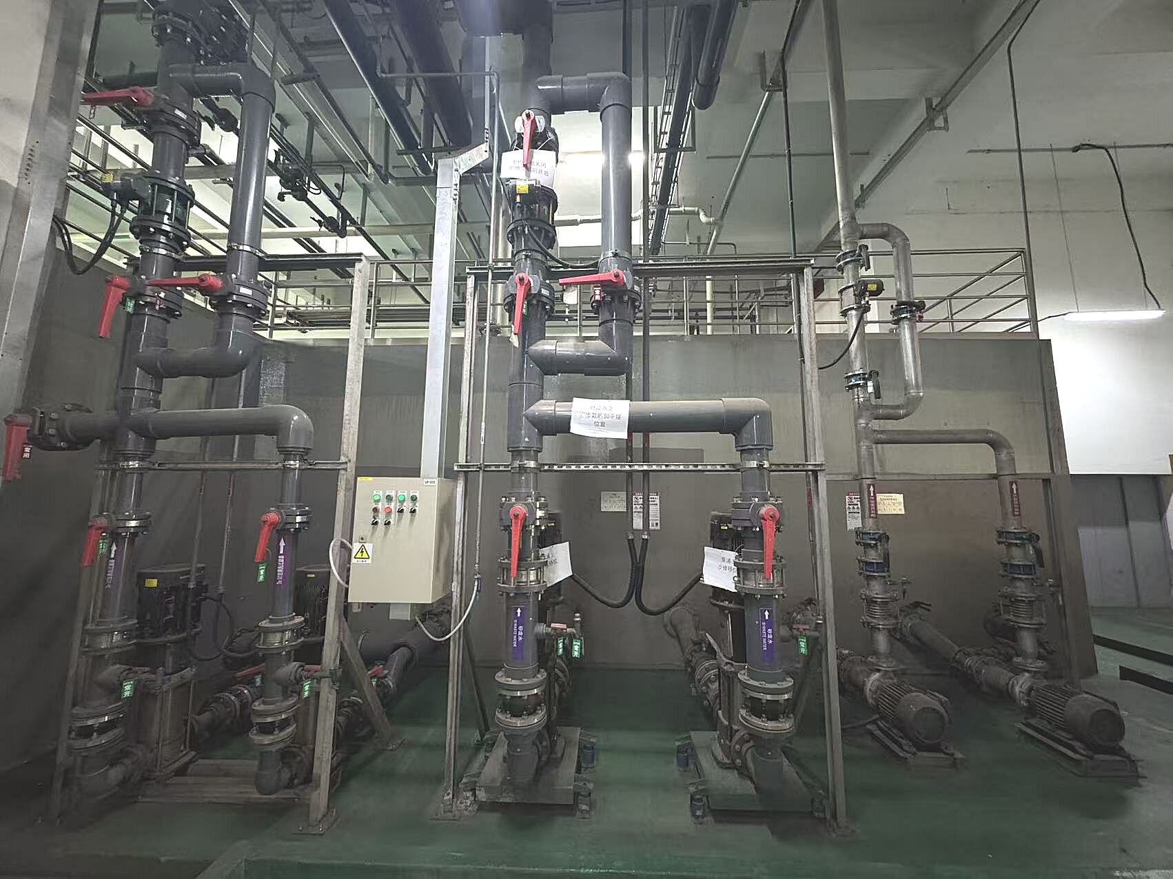 矽回收水立式输送泵